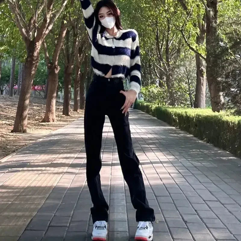 Embroidery Baggy Jeans | Women's Harajuku Streetwear | Vintage High-Street Hip Hop Trousers (Cotton-Poly Blend)